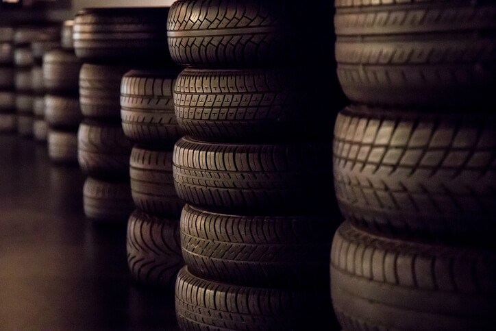 Comment contrôler la bande de roulement de votre pneu ?